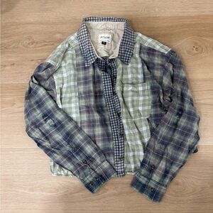 American Eagle Cropped Button Down